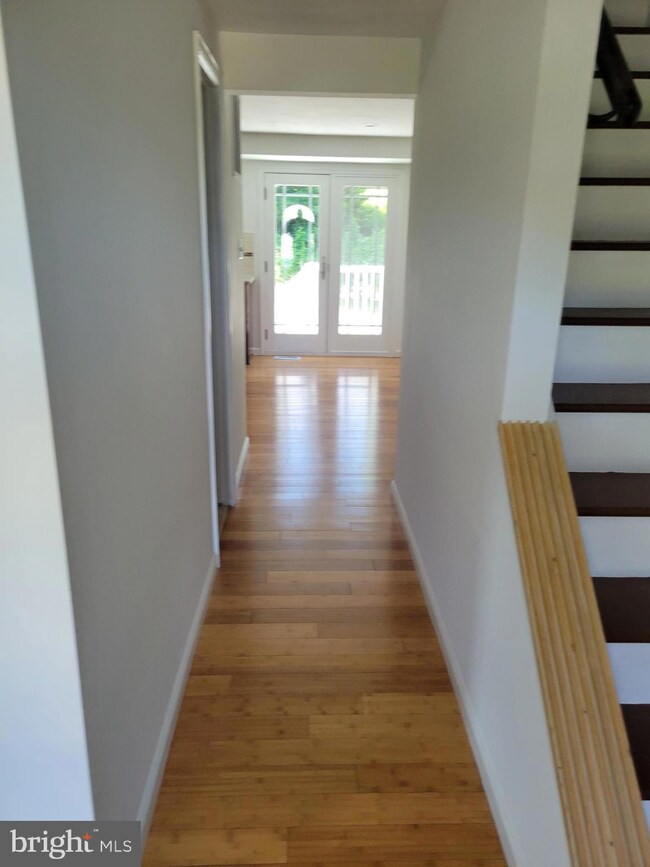 20 Class Ct, Parkville, MD 21234 - photo 3