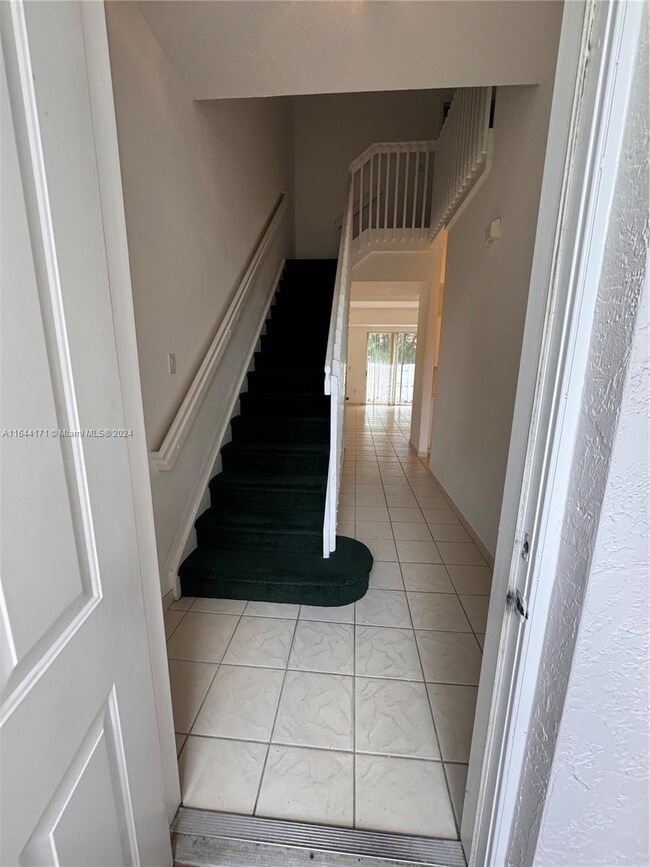 10941 NW 43rd Ln unit 10941, Doral, FL 33178 - photo 5