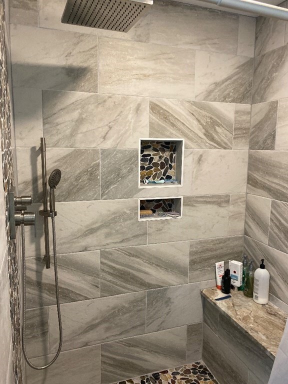 1041 S Main St, Bellingham, MA 02019 - photo 5