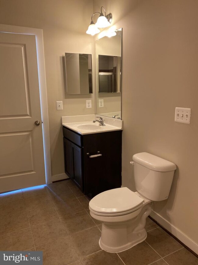 210 Shamrock Dr unit 3096, Stafford, VA 22556 - photo 2