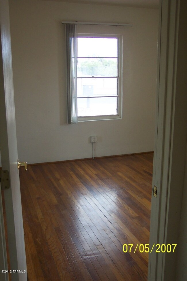 1215 E 7th St unit 1, Tucson, AZ 85719 - photo 6