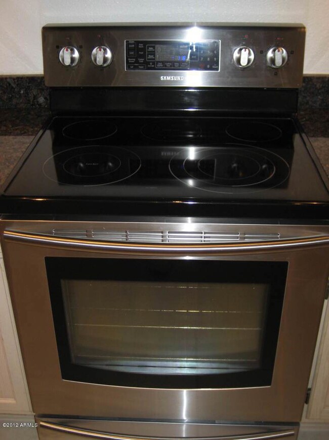 Stainless smooth top stove
