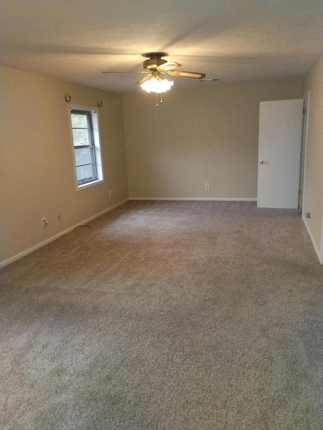 5802 Blueridge Dr, Columbus, GA 31907 - photo 2