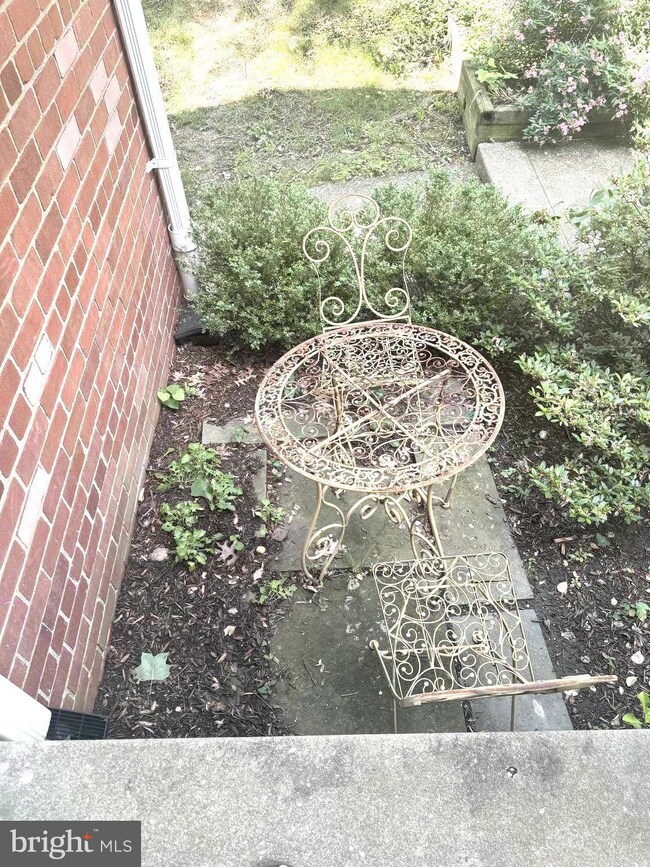 1628 Preston Rd, Alexandria, VA 22302 - photo 3