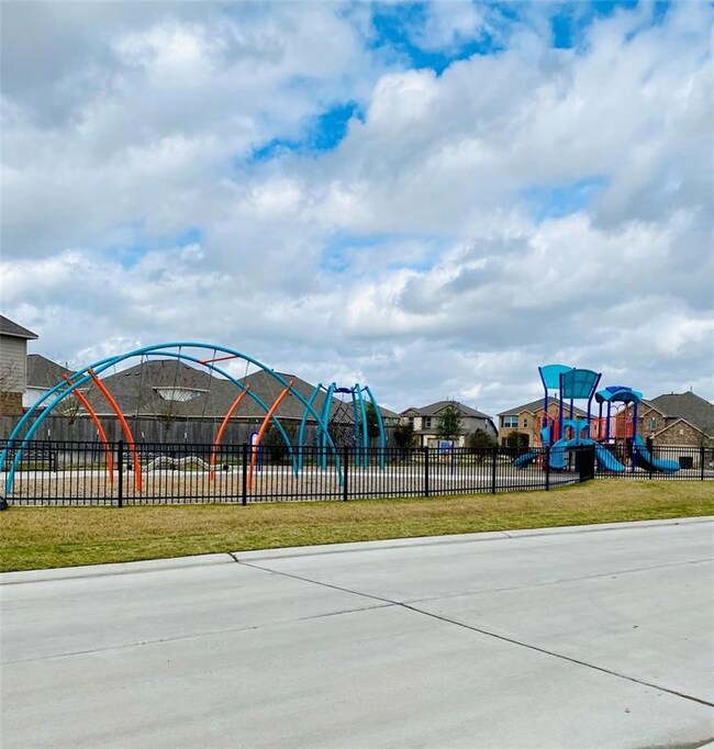 10014 Ocelot Ct, Magnolia, TX 77354 - photo 5