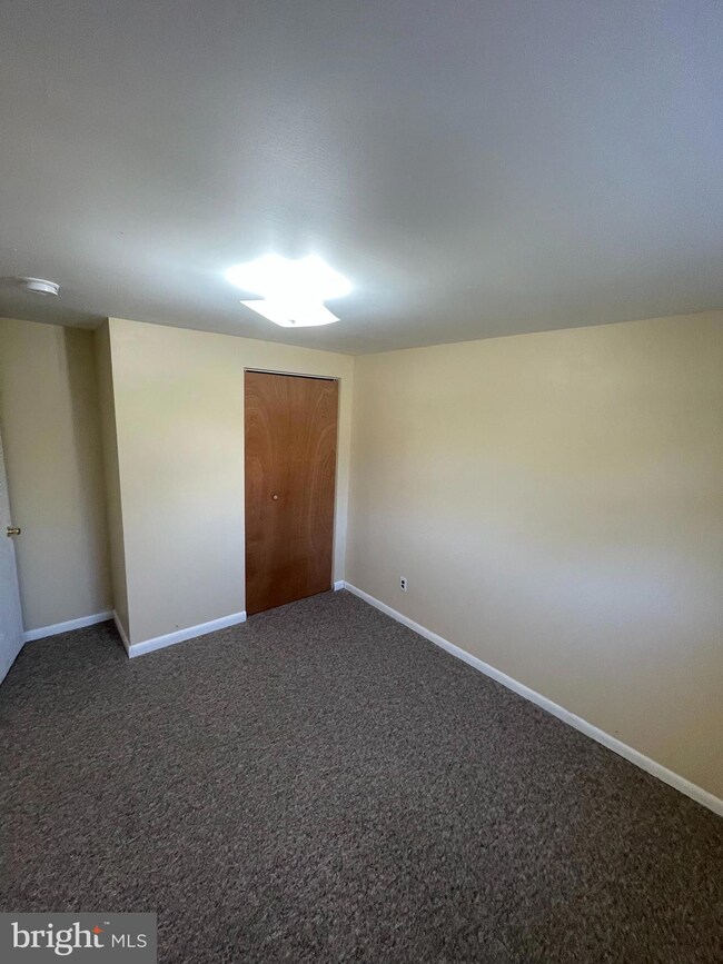 202 Strand Ave unit R1, Sewell, NJ 08080 - photo 2