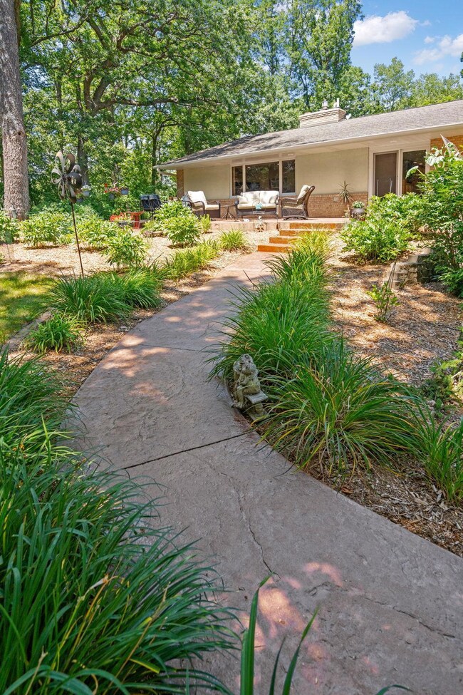 15715 Excelsior Blvd, Minnetonka, MN 55345 - photo 4