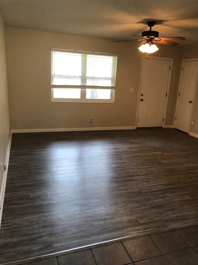 227 Marie Cir, Crawfordville, FL 32327 - photo 6