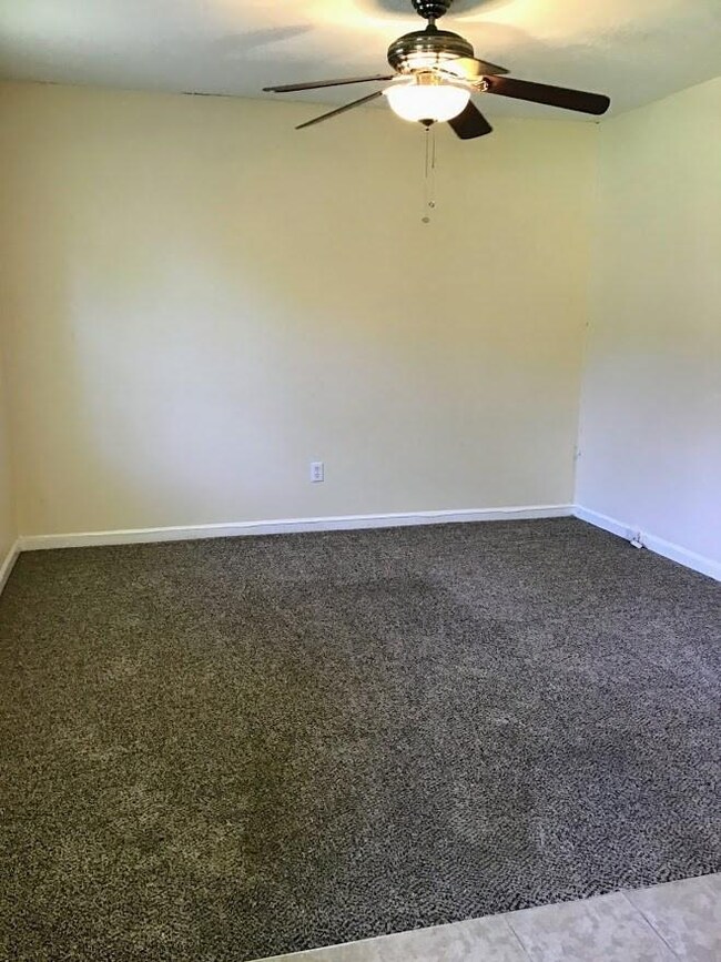 140 Stoneybrook Place unit B, Augusta, GA 30907 - photo 2