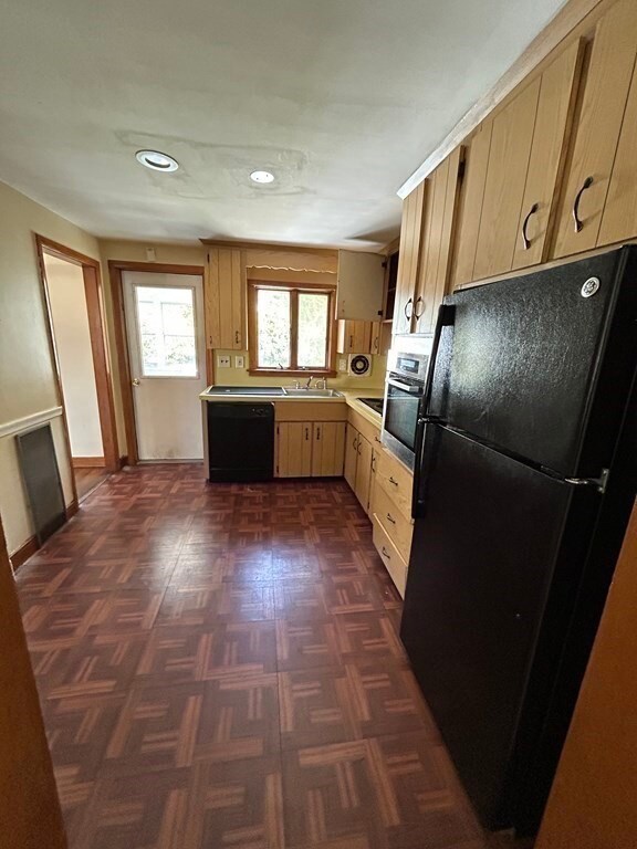 105 Lafayette St, Randolph, MA 02368 - photo 3