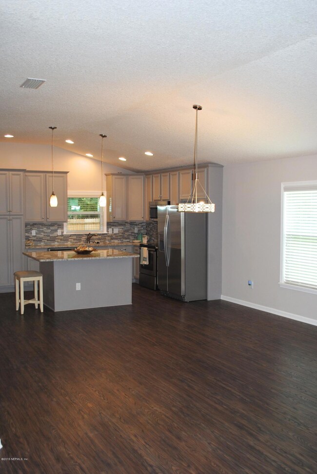 2883 Synhoff Dr S, Jacksonville, FL 32216 - photo 7