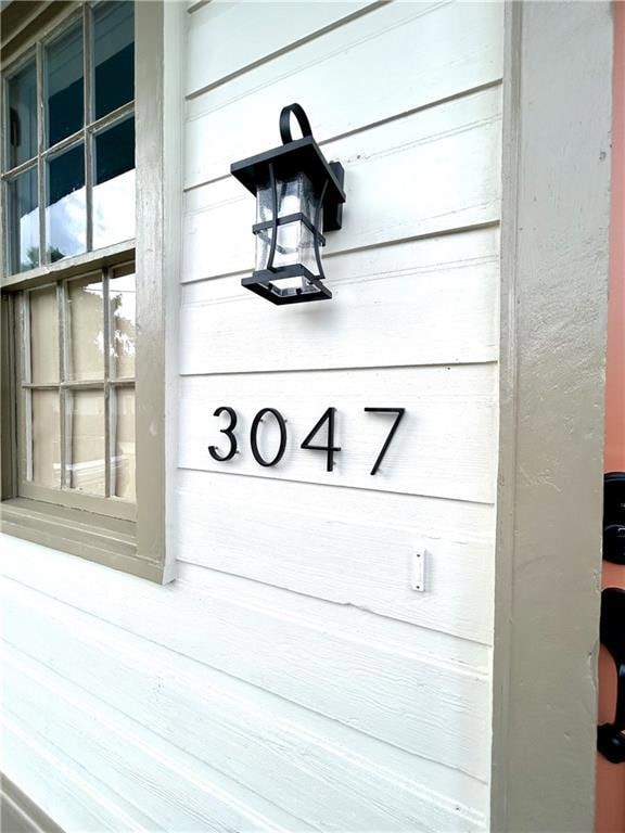 Address & entry--(right side unit)