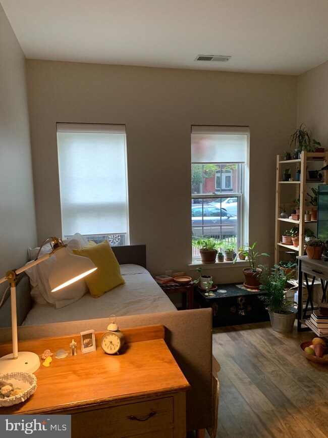 615 3rd St NE unit 1, Washington, DC 20002 - photo 4