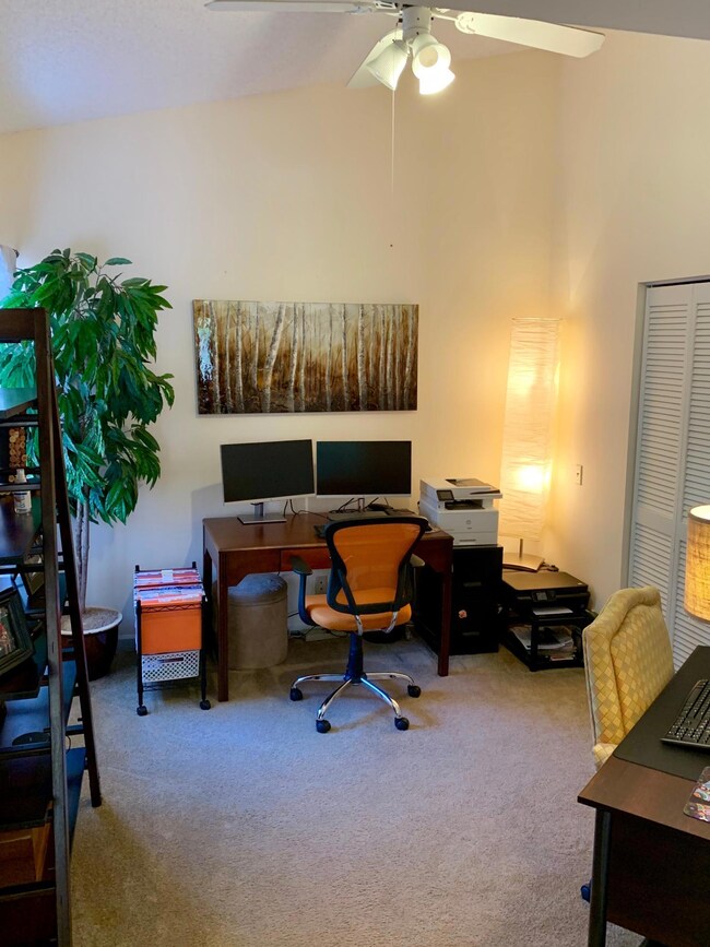 23230 Island View F