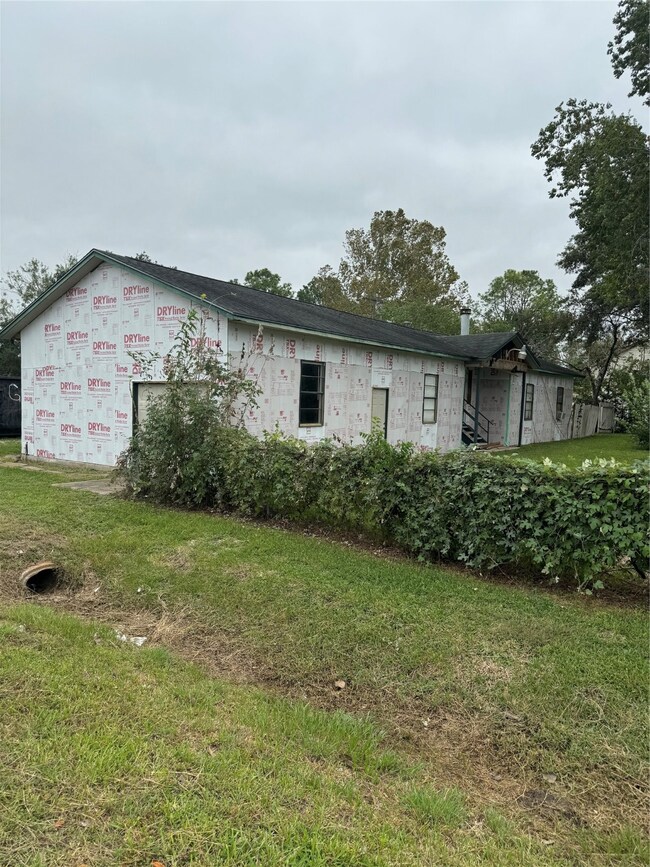 6018 Becky Ln, Pearland, TX 77584 - photo 5