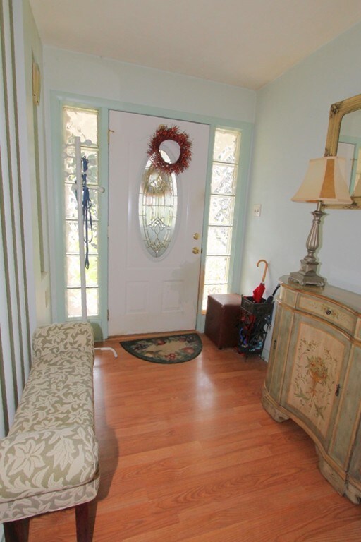 15 Maxdale Rd, Worcester, MA 01602 - photo 2