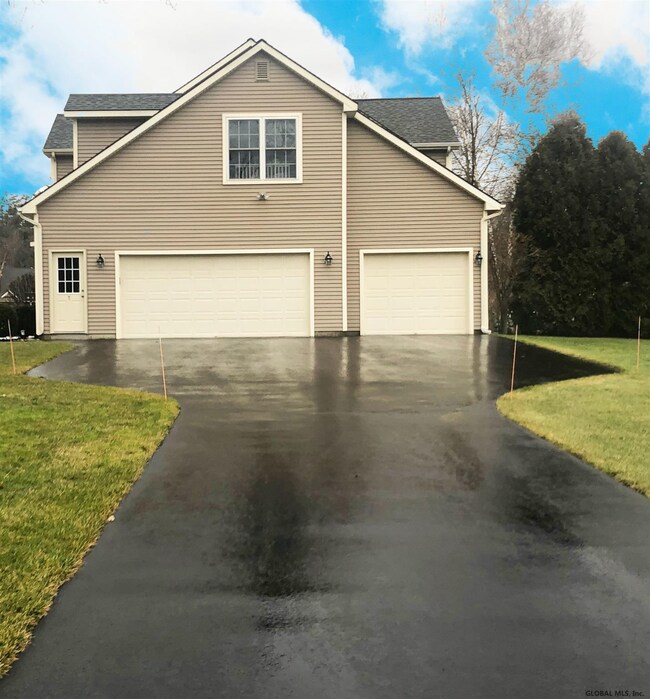 7 Rolling Brook Dr, Ballston Spa, NY 12020 - photo 2