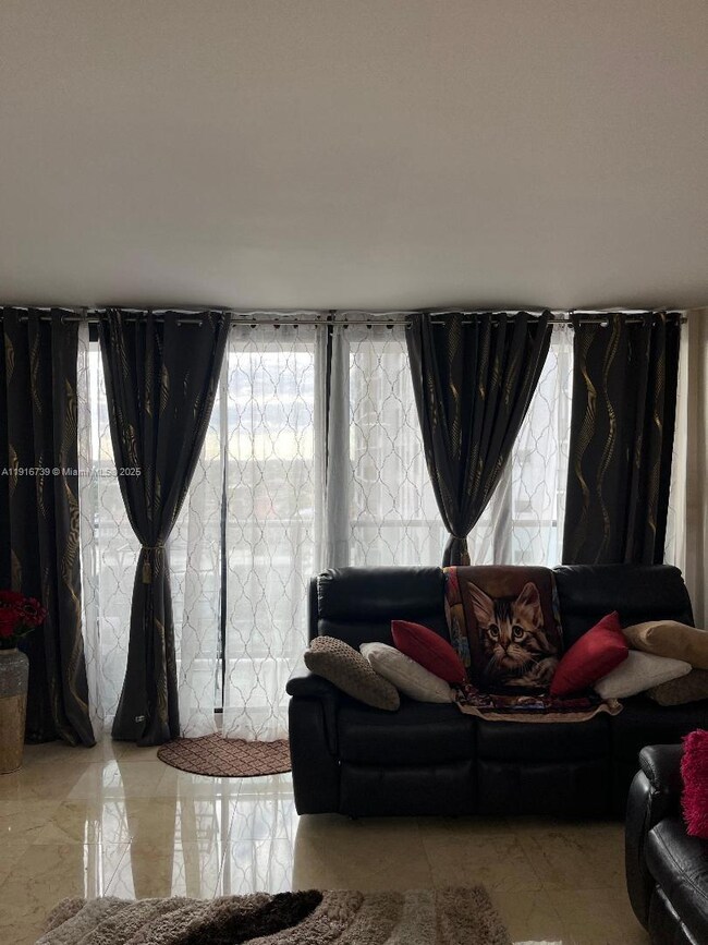 Quadomain South unit 1106, Hollywood, FL 33019 - photo 7