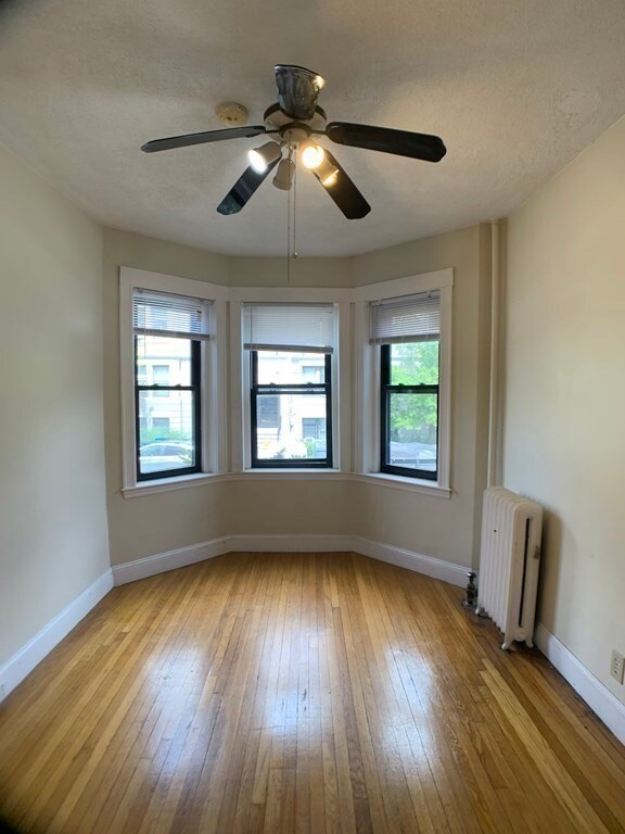 39 Glenville Ave unit 3, Allston, MA 02134 - photo 2