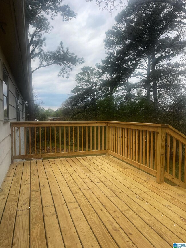 312 Sunhill Rd NW, Center Point, AL 35215 - photo 3