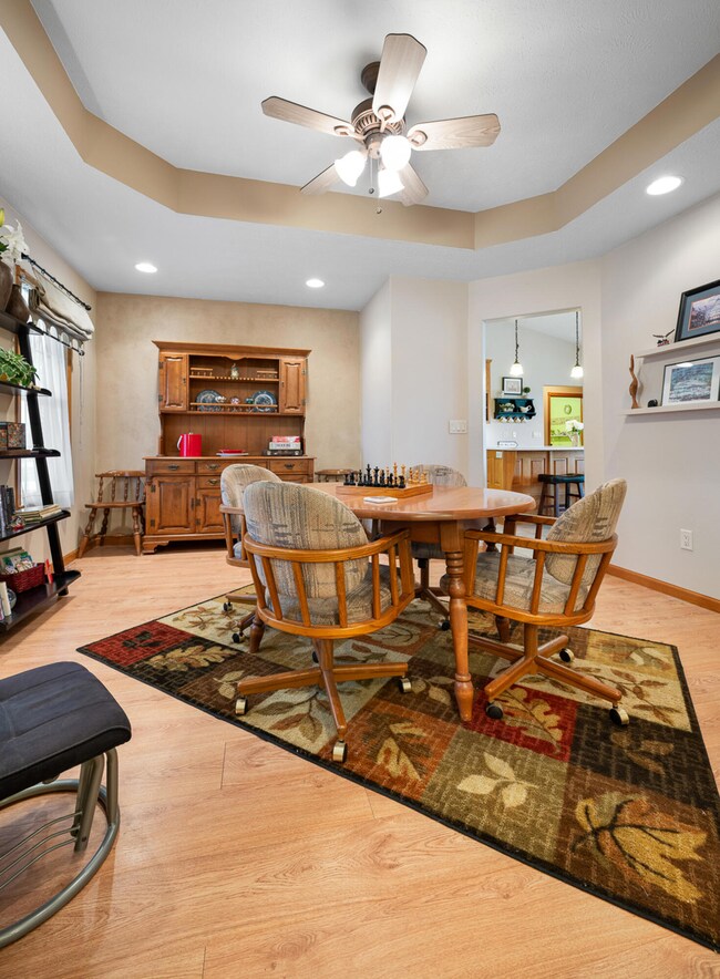 Flex space/formal dining/office