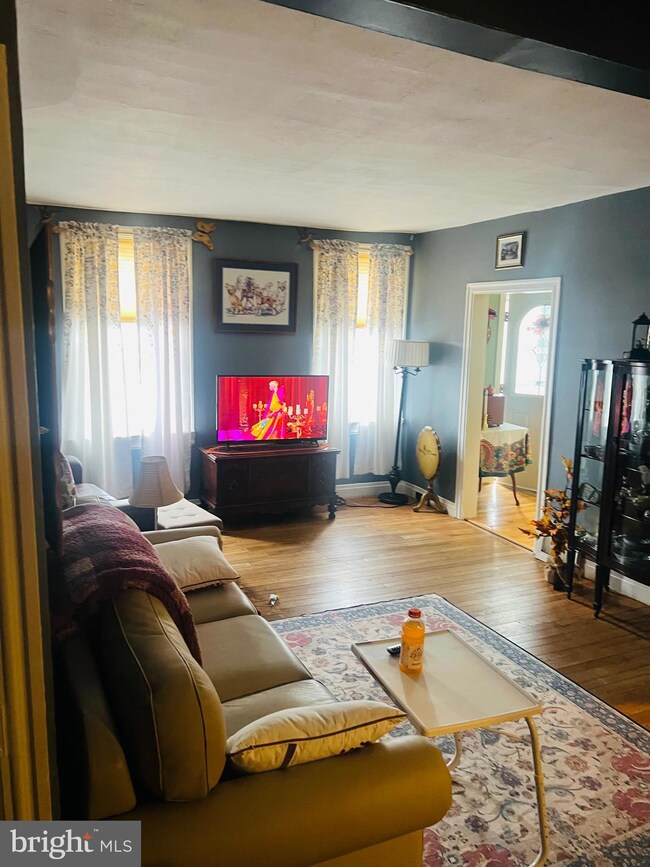 34 W 3rd St, Waynesboro, PA 17268 - photo 7