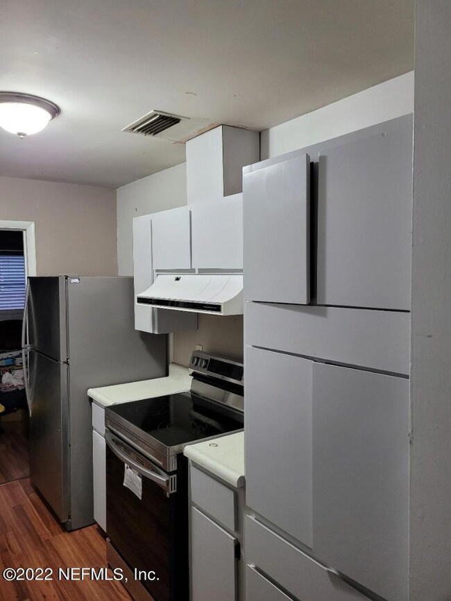 5931 Buckley Dr, Jacksonville, FL 32244 - photo 6