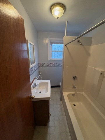 59 Oxford St unit 2, Fall River, MA 02721 - photo 5