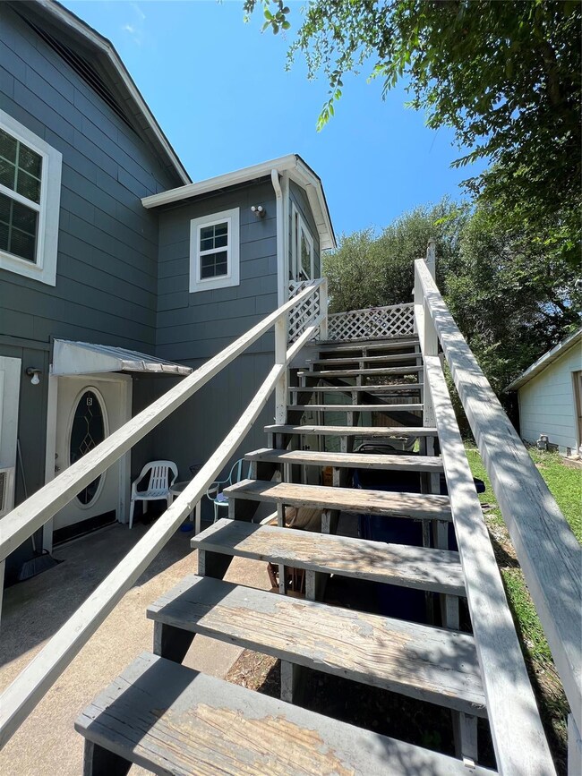 305 S Preston St unit A, Ennis, TX 75119 - photo 2