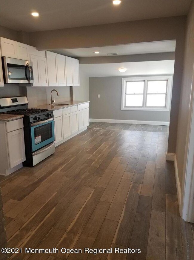 108 Hudson Ave, North Middletown, NJ 07748 - photo 5