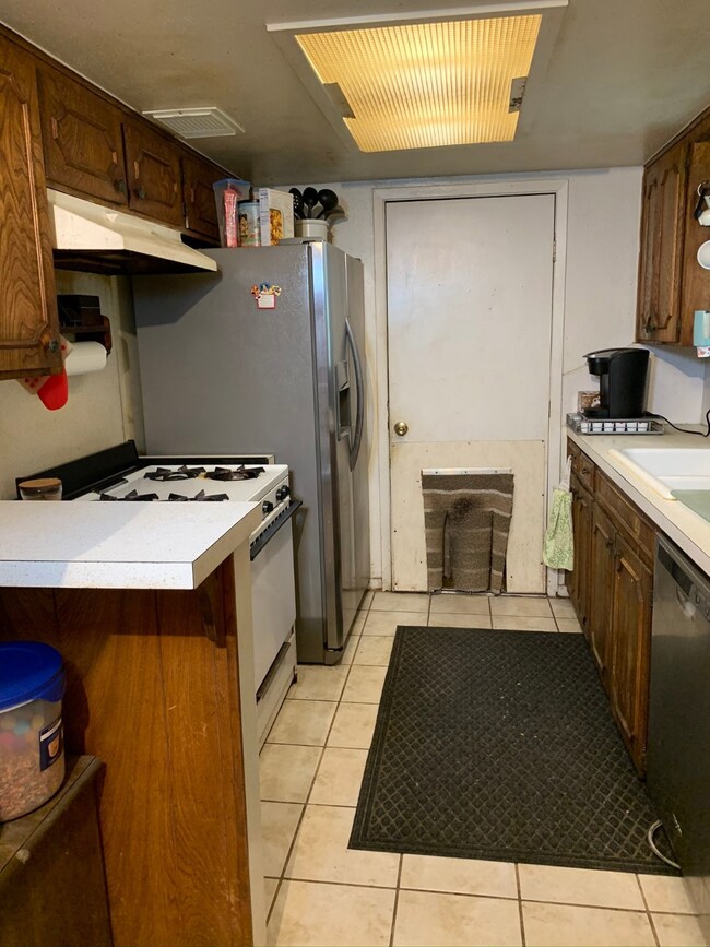 7118 Lumber Jack Dr, Houston, TX 77040 - photo 5