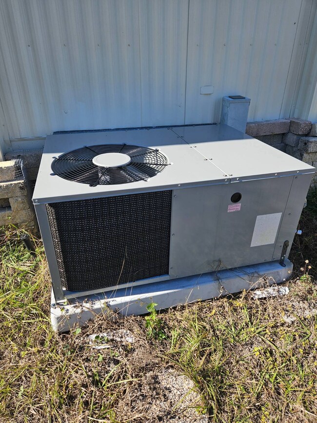 14800 Swopes Loop unit 62, Hudson, FL 34667 - photo 4