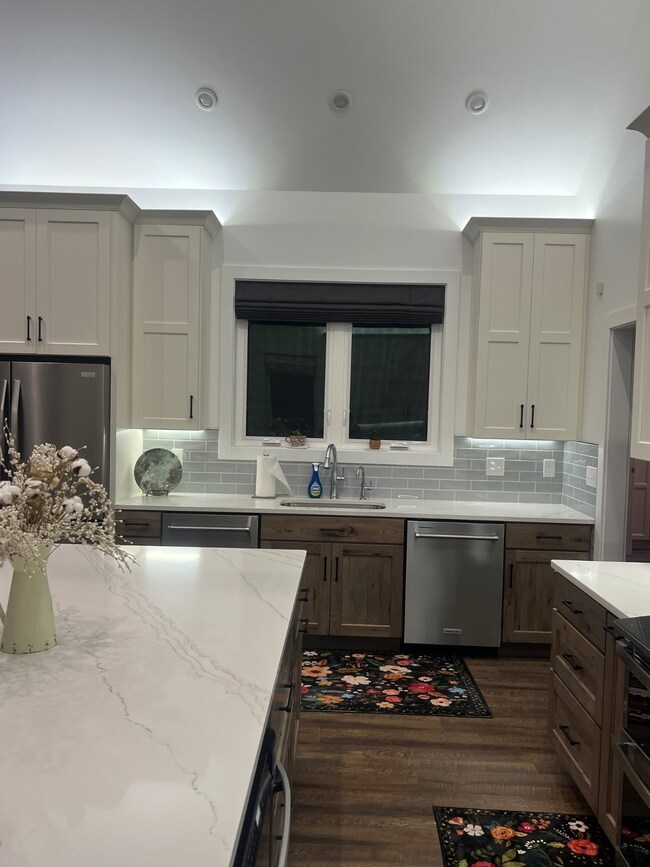 343 Comanche Way, Russell Springs, KY 42642 - photo 2