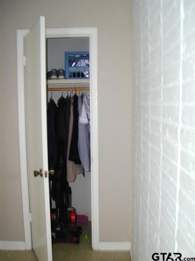 1400 Pettit Dr, Tyler, TX 75701 - photo 3