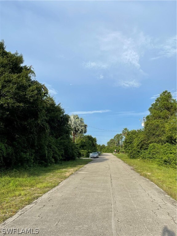 Road-facing Frontage Access