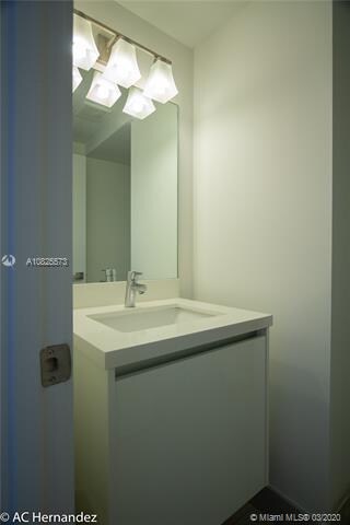 10236 NW 72nd Terrace unit 10236, Doral, FL 33178 - photo 4