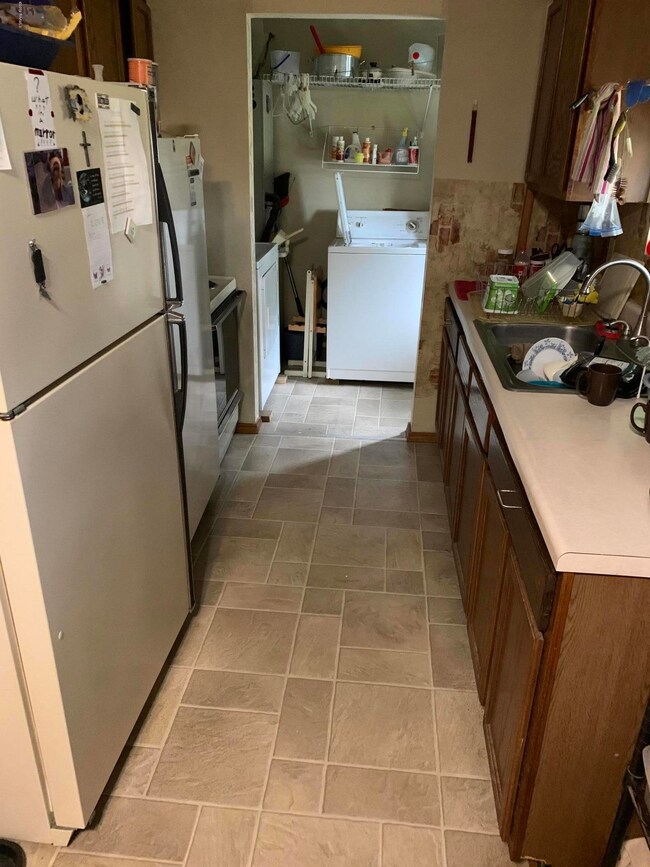 199 Brown Road - Kitchen Picture