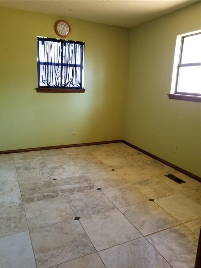 1305 S 12th St, Rogers, AR 72756 - photo 6