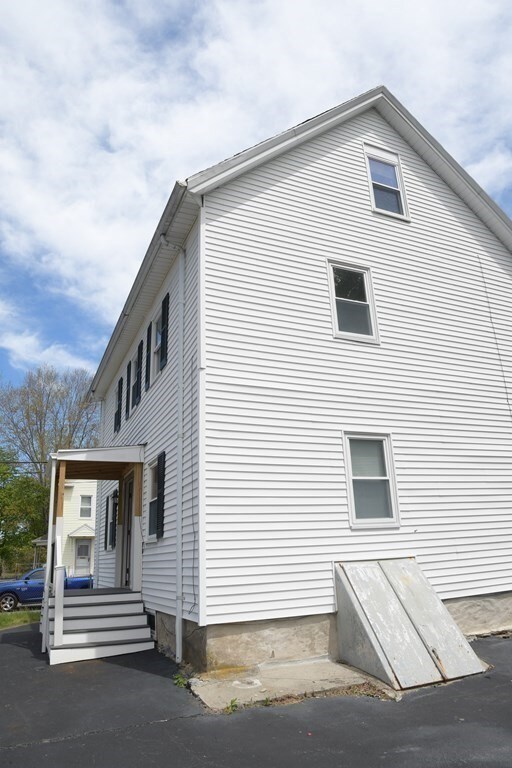 10 Maple Ave, Taunton, MA 02780 - photo 3