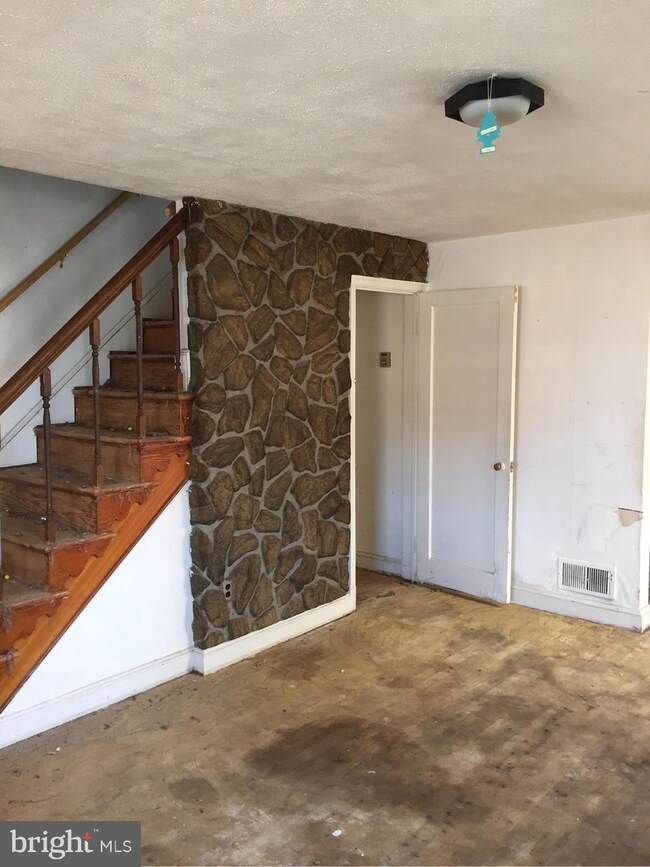 3325 Kentucky Ave, Baltimore, MD 21213 - photo 3