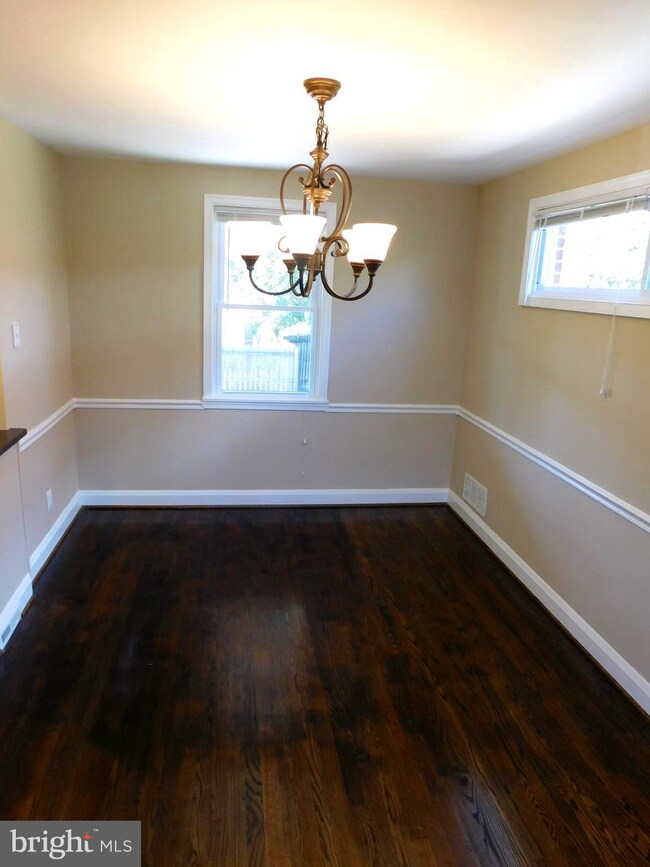 3417 Pinewood Ave, Baltimore, MD 21206 - photo 4