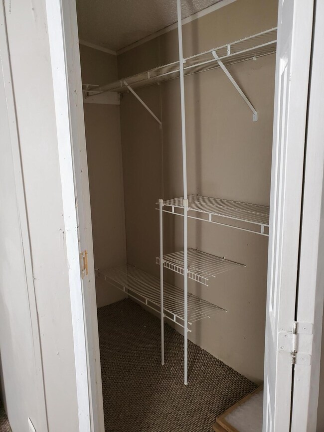 MBR WIC 2370 Catherine Lake Rd