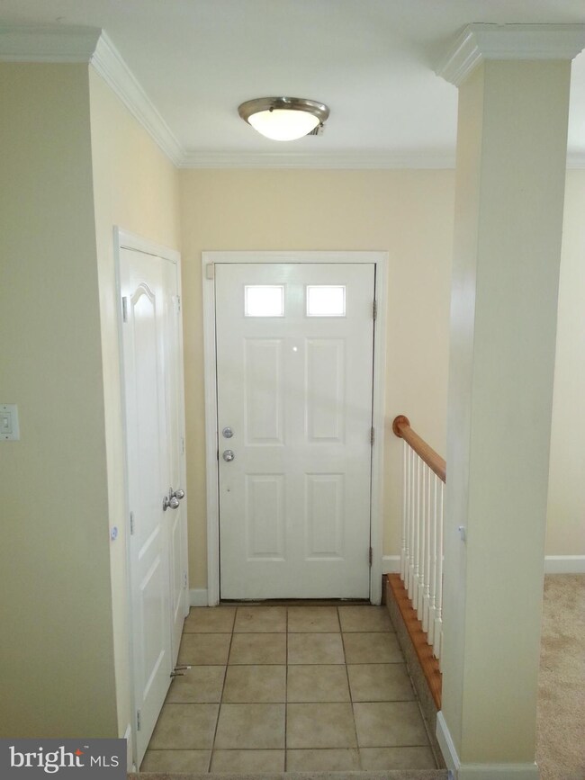 3905 Chesterwood Dr, Silver Spring, MD 20906 - photo 2