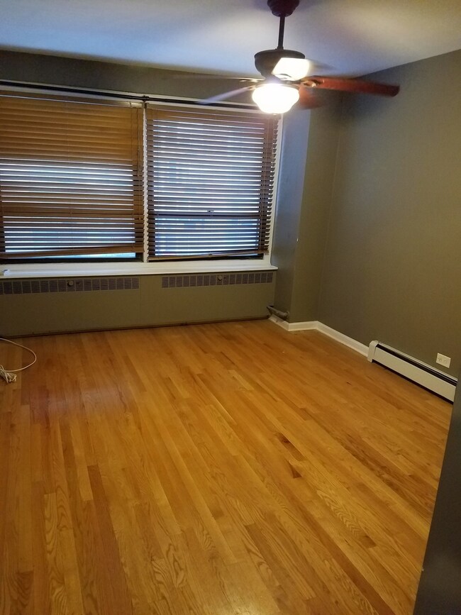 4180 N Marine Dr unit 601, Chicago, IL 60613 - photo 5