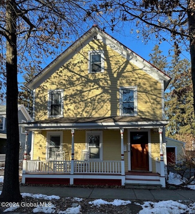 177 Spring St, Saratoga Springs, NY 12866 - photo 2