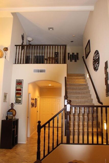 O Stairs to loft