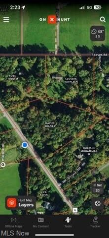 Parking on the road at the blue dot.