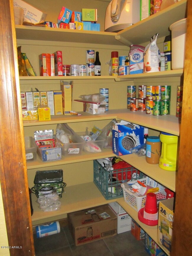 Walk in Pantry