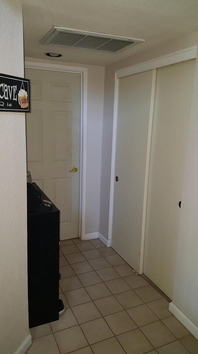 3408 35th St W, Rosamond, CA 93560 - photo 4