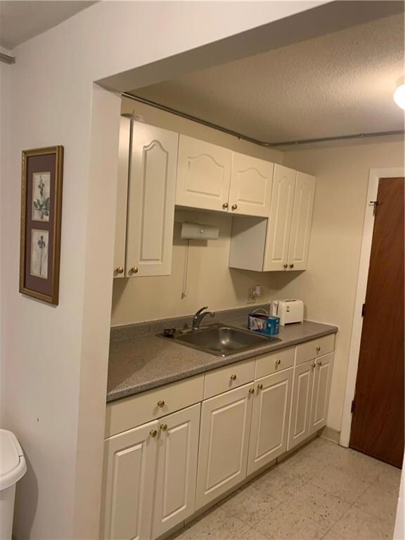 289 East Ave unit 9, Pawtucket, RI 02860 - photo 6